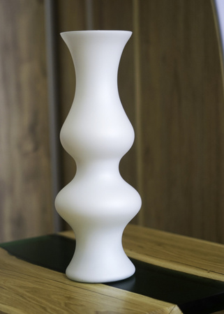 Decorative vase W-520 cream H: 40cm D:14cm